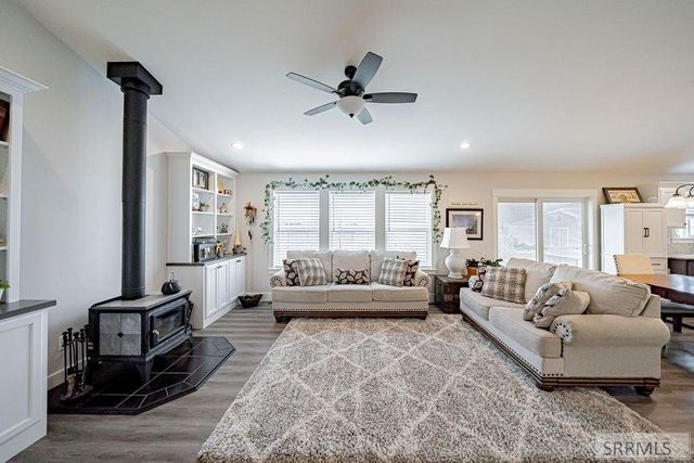 4330 E 240 N, Rigby, ID 83442