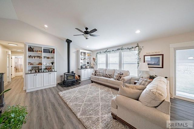 4330 E 240 N, Rigby, ID 83442