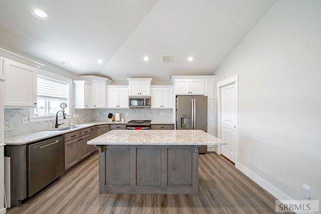 4330 E 240 N, Rigby, ID 83442