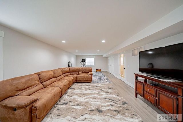 4330 E 240 N, Rigby, ID 83442