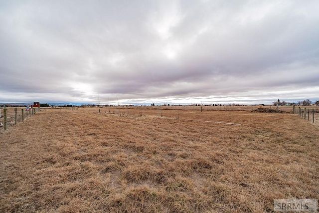 4330 E 240 N, Rigby, ID 83442