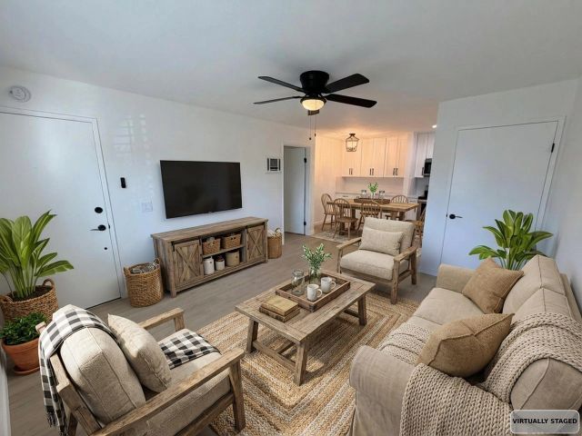 6658 University Ave., San Diego, CA 92115