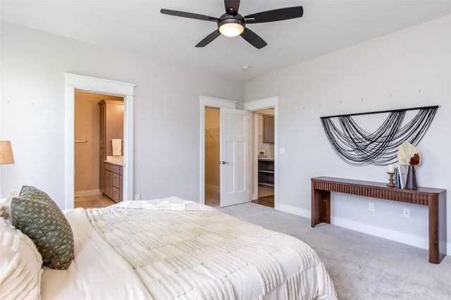 2001 Leopold Drive, Ames, IA 50010