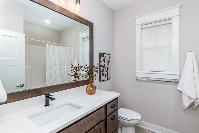 2001 Leopold Drive, Ames, IA 50010