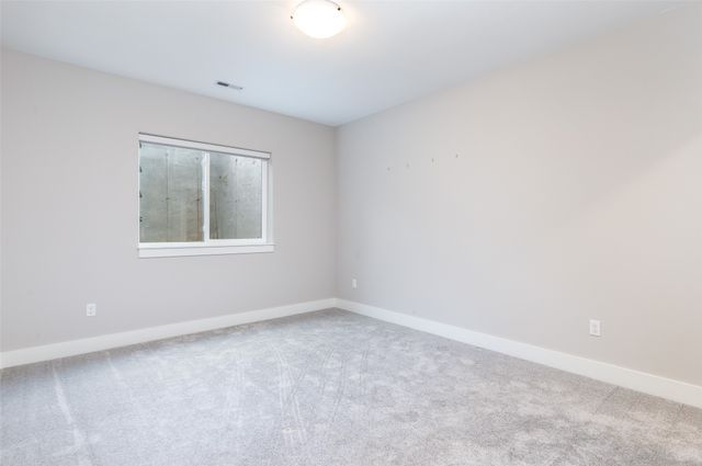 2001 Leopold Drive, Ames, IA 50010