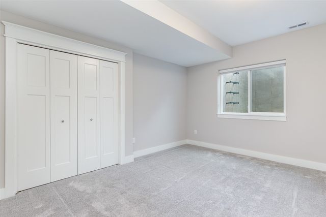 2001 Leopold Drive, Ames, IA 50010