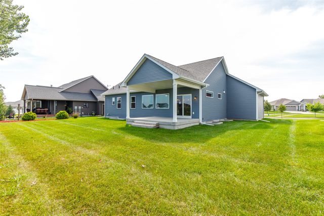 2001 Leopold Drive, Ames, IA 50010