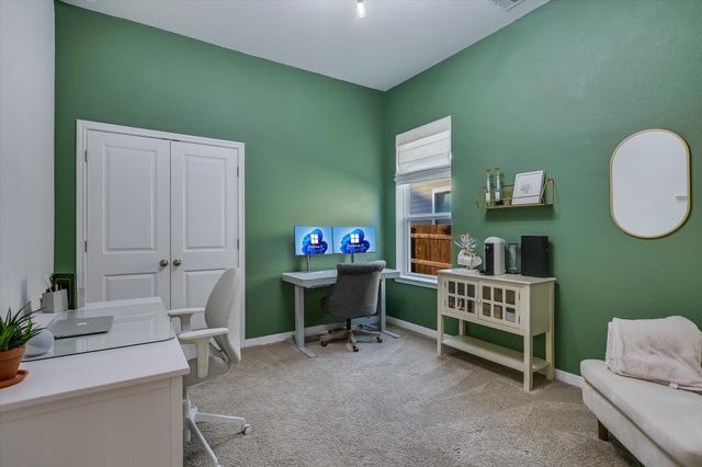 209 Scarlett Thistle DR, Liberty Hill, TX 78642