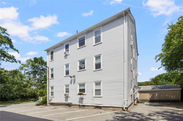 11 North Avenue 7, Providence, RI 02906
