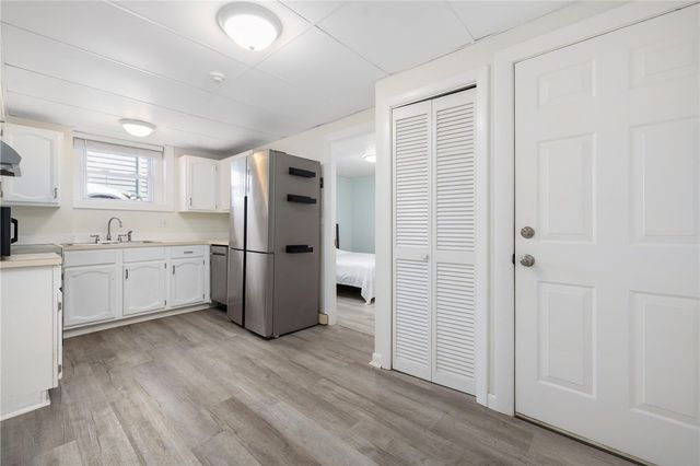 11 North Avenue 7, Providence, RI 02906