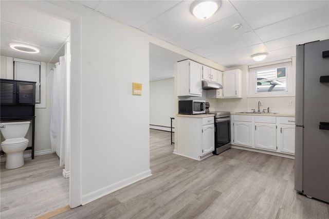 11 North Avenue 7, Providence, RI 02906