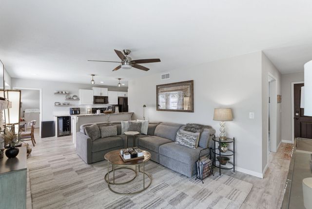 501 N Saint James St, Wichita, KS 67206