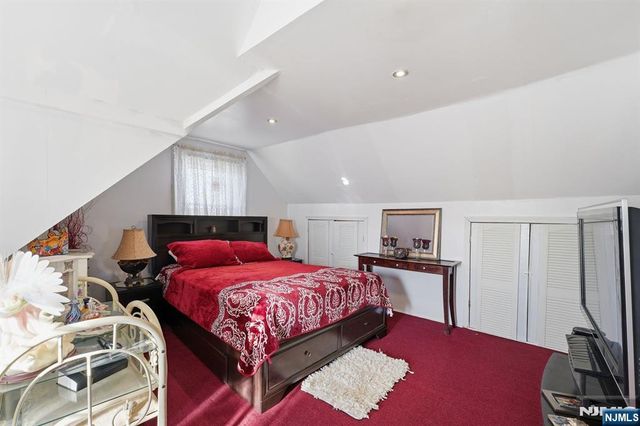 10 Maple Street, Garfield, NJ 07026