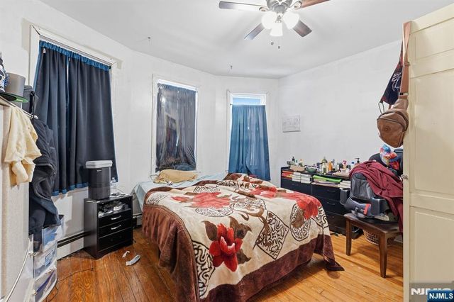 10 Maple Street, Garfield, NJ 07026