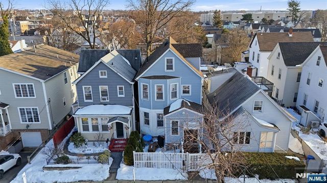 10 Maple Street, Garfield, NJ 07026