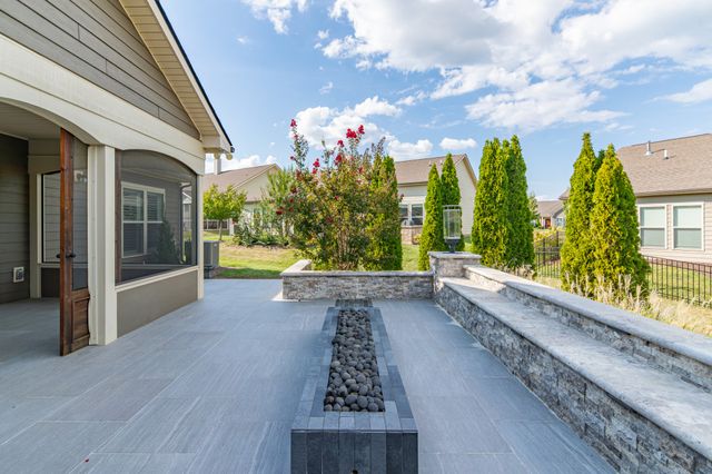 1112 Davidson Walk, Spring Hill, TN 37174