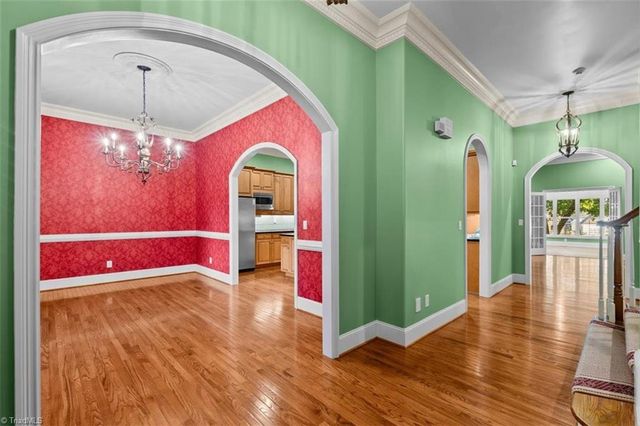 19 Creswell Court, Greensboro, NC 27407