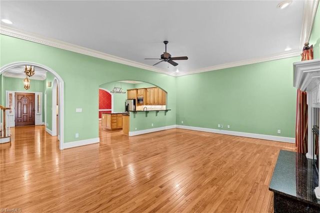 19 Creswell Court, Greensboro, NC 27407