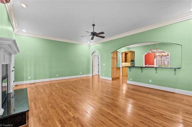 19 Creswell Court, Greensboro, NC 27407