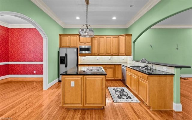 19 Creswell Court, Greensboro, NC 27407