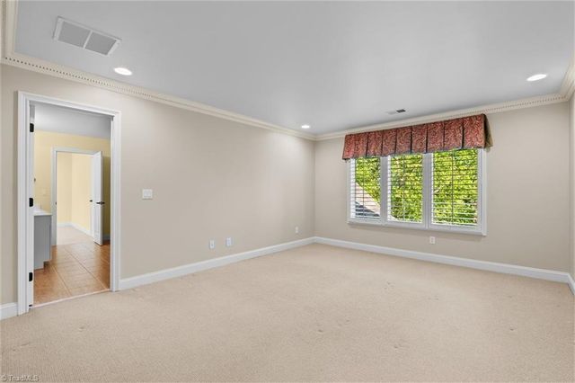 19 Creswell Court, Greensboro, NC 27407