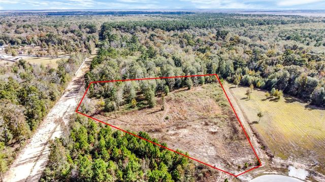 71 Road 5260, Cleveland, TX 77327