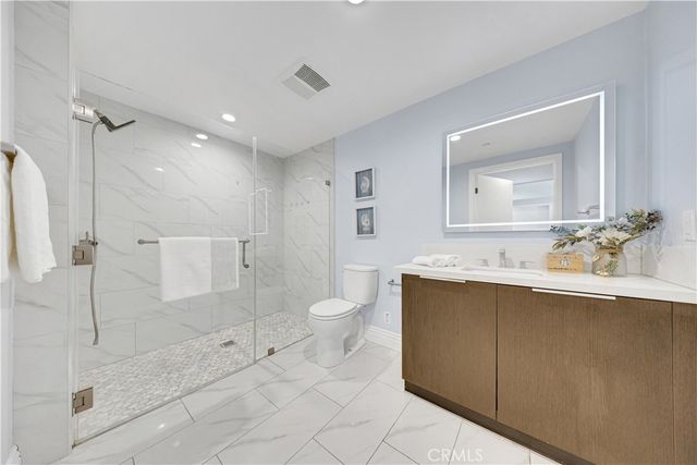 2939 Leeward 403, Los Angeles, CA 90005