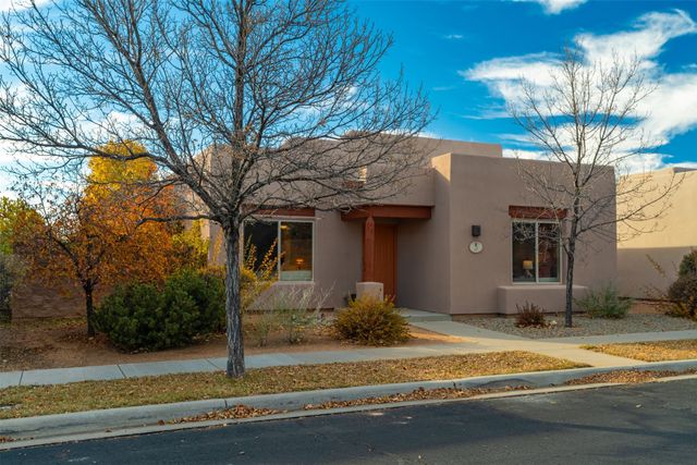 17 Panther Peak, Santa Fe, NM 87508