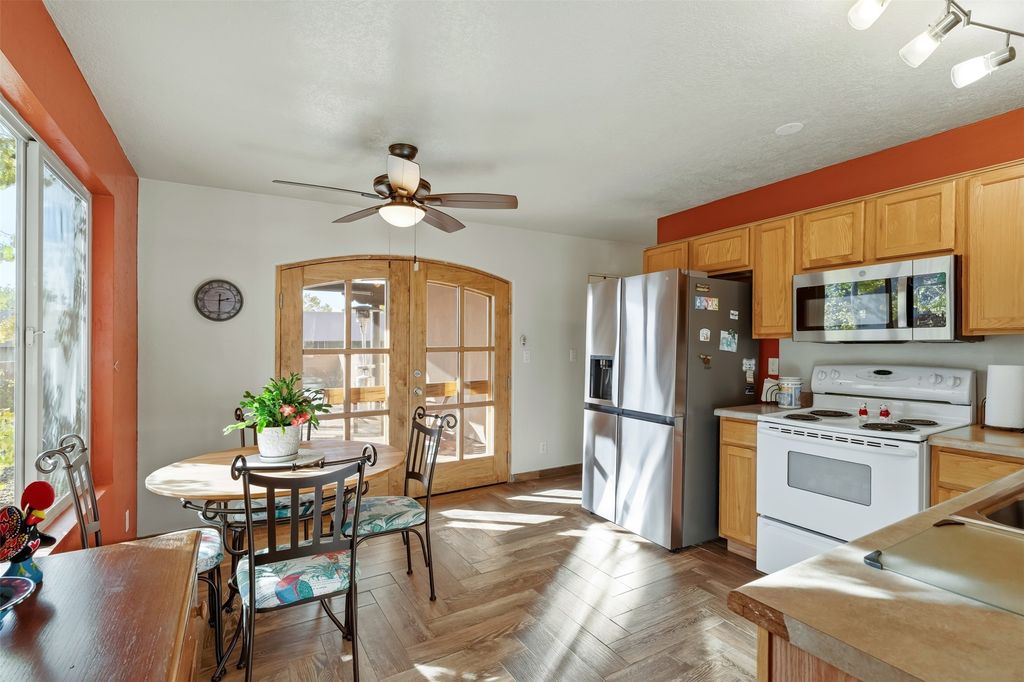 17 Panther Peak, Santa Fe, NM 87508