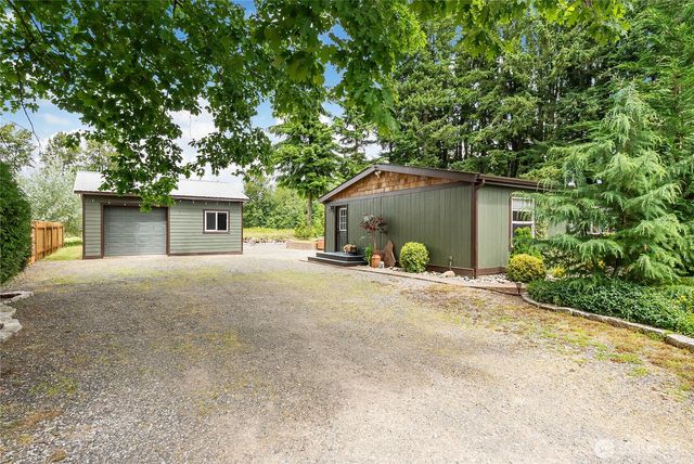 2526 Birch Bay Lynden Road, Custer, WA 98240