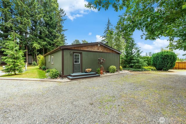 2526 Birch Bay Lynden Road, Custer, WA 98240