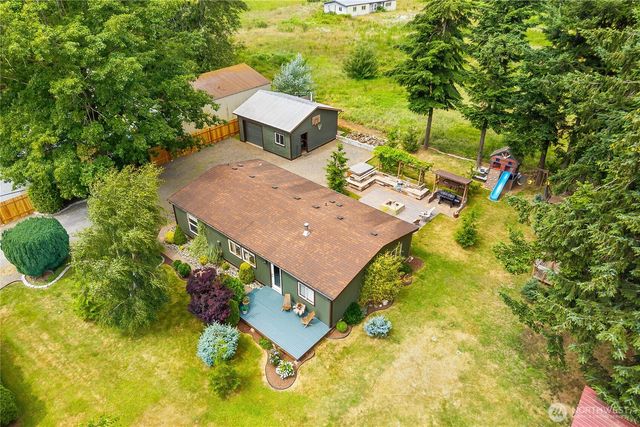 2526 Birch Bay Lynden Road, Custer, WA 98240