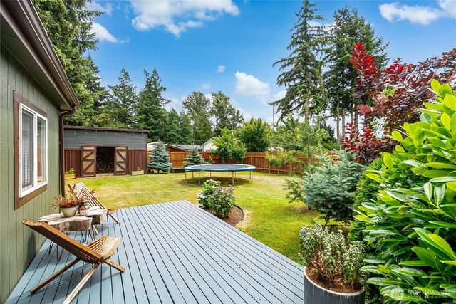 2526 Birch Bay Lynden Road, Custer, WA 98240