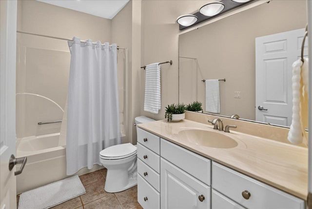 605 Samuel Drive, Madison, WI 53717