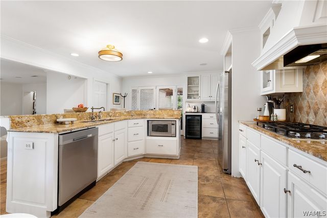 1208 Pinemont N, Tuscaloosa, AL 35406