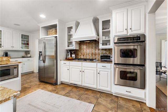 1208 Pinemont N, Tuscaloosa, AL 35406