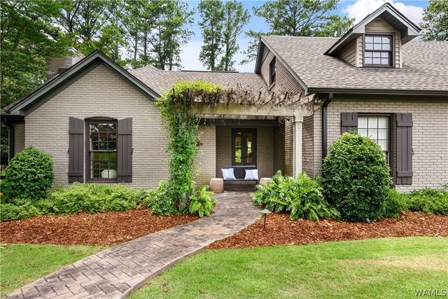 1208 Pinemont N, Tuscaloosa, AL 35406