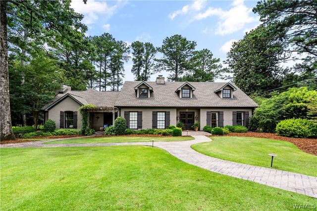 1208 Pinemont N, Tuscaloosa, AL 35406