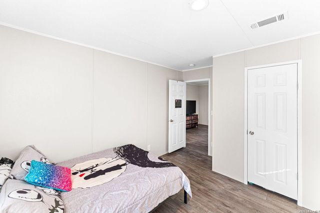 2217 CR 414, Mccoy, TX 78113