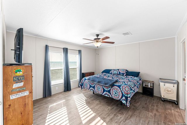 2217 CR 414, Mccoy, TX 78113