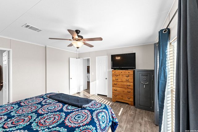 2217 CR 414, Mccoy, TX 78113