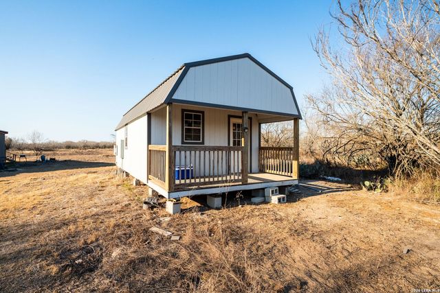 2217 CR 414, Mccoy, TX 78113