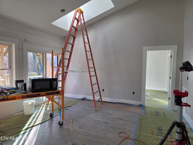 294 Lake Shore Drive, Monterey, TN 38574