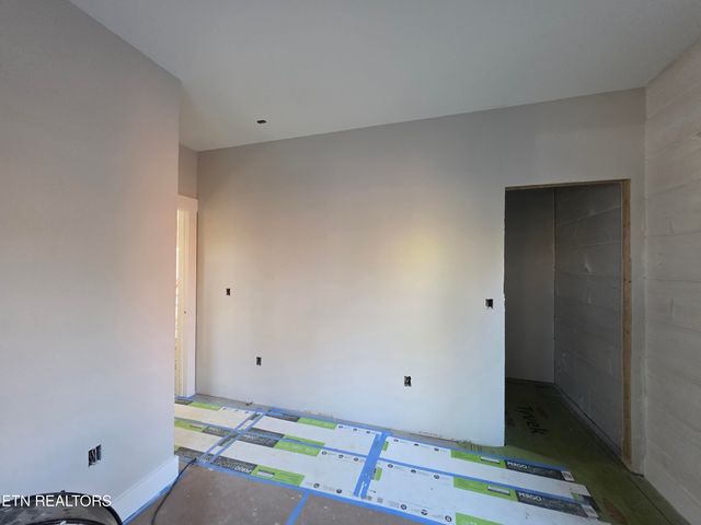 294 Lake Shore Drive, Monterey, TN 38574