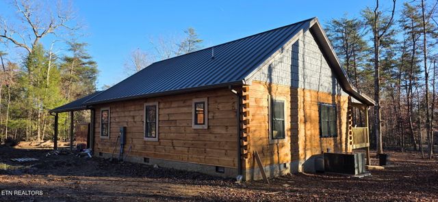 294 Lake Shore Drive, Monterey, TN 38574