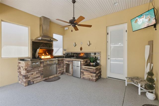 12128 LAKESHORE DRIVE, Clermont, FL 34711