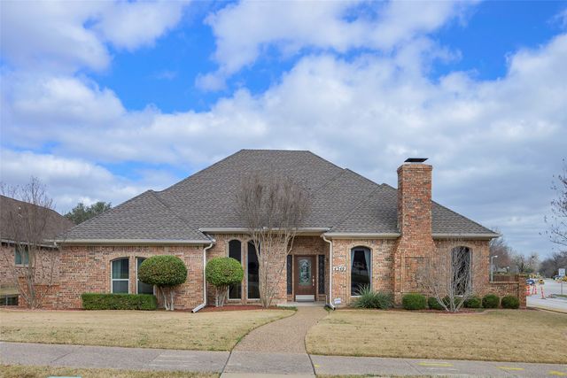 4349 Los Robles Drive, Plano, TX 75074