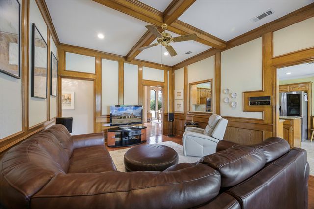 4349 Los Robles Drive, Plano, TX 75074