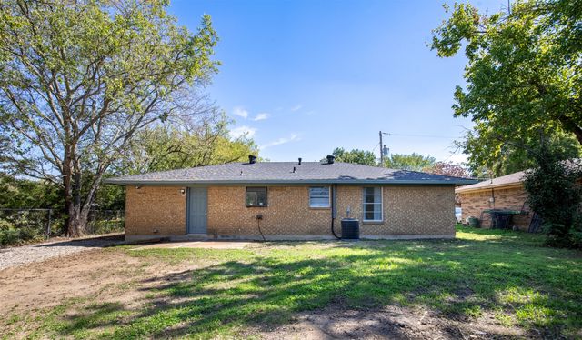 600 Mary Street, Aubrey, TX 76227