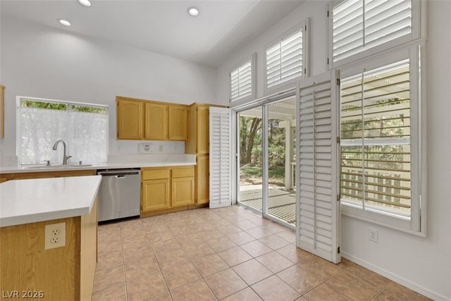 21 Tanglewood Drive, Henderson, NV 89012